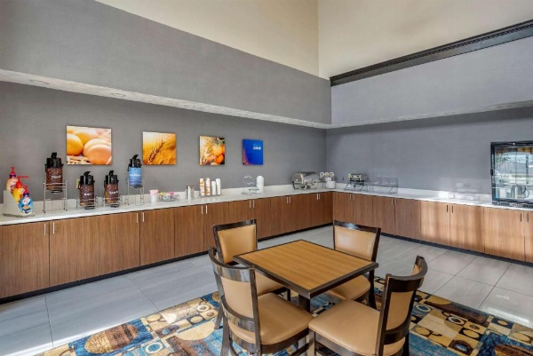 Comfort Suites image 27